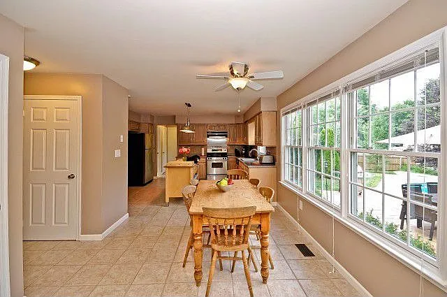 Interior transition photo for walkthrough capture planning