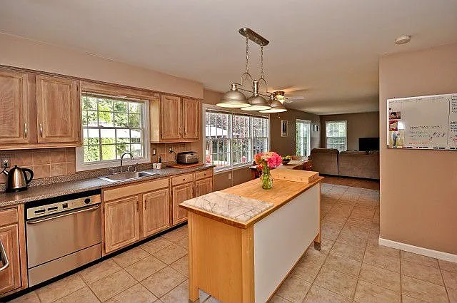 Kitchen island preview for a 3D walkthrough example